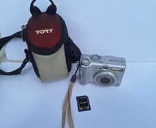 Canon PowerShot A520 digital camera