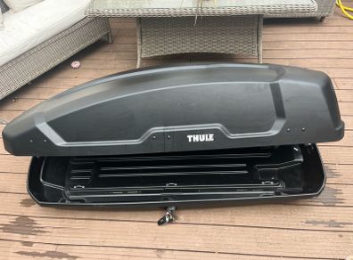 Thule Force XT M Matt Black 400L Roofbox