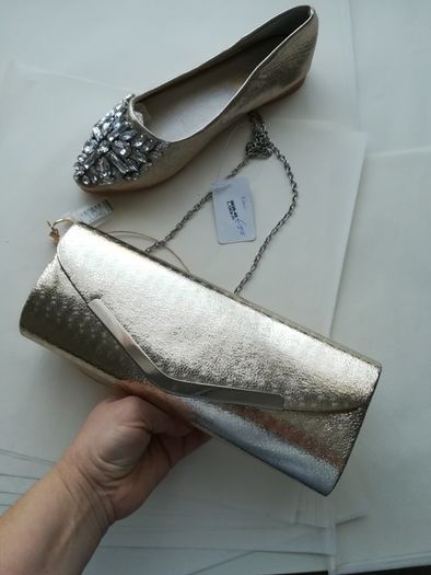Gold Zara dress size XS(8-10) with matching heels and clutch