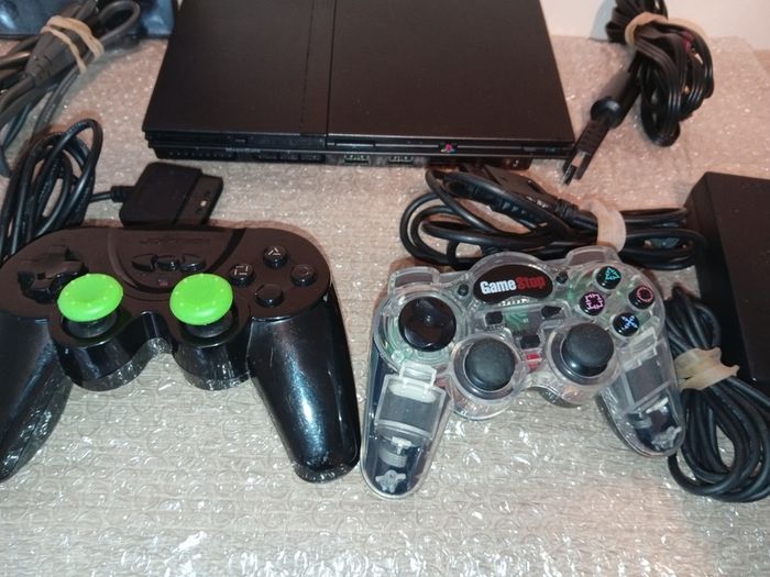Sony Ps2 Slim  With 2 Controllers Memory Card And Loose Game