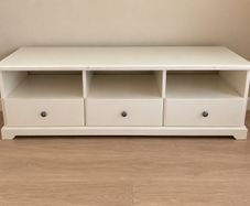 TV Stand / Sideboard