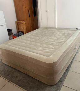 Air Matress Intex Queen