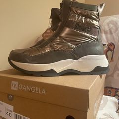 Bronze Tone/Taupe Grained Ankle Boots