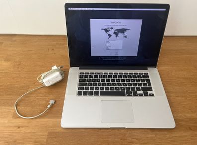 Apple Macbook Pro Retina 15.4" Mid 2015. 16gb Memory Intel I7 Ms Office Logic Pro Adobe