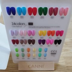 gel nail polish and lamp