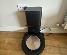 Roomba vaccum S9