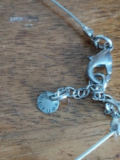 Necklace in Mother of Pearl and Resin.