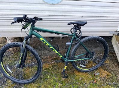 Carrera Mountain Bike - Excellent Condition.