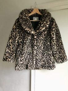 Dressy faux fur coat 10-11y