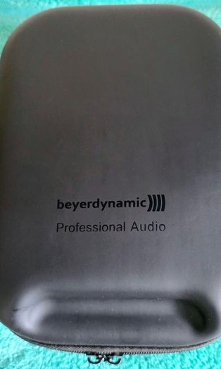 BEYERDYNAMIC DT1770 PRO Closed back headphones