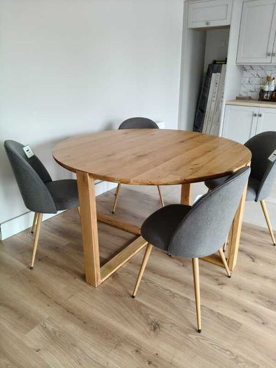 EZ Living solid wood round dining table 160 cm