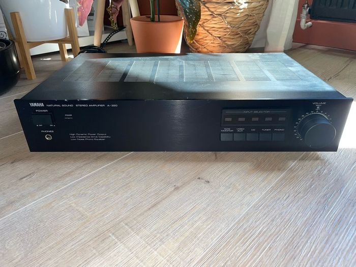 Yamaha A-320