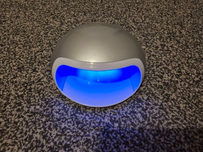 UV/LED nail dryer lamp
