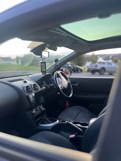 2010 Nissan Qashqai N-Tec  A lot work done.