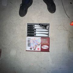 knife