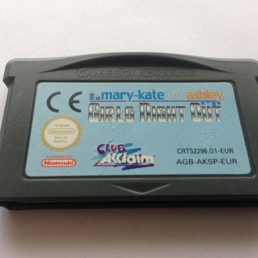 Mary kate and Ashley: girls night out GBA [Free Shipping]