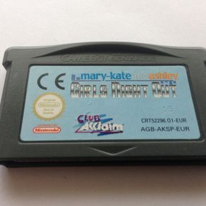 Mary kate and Ashley: girls night out GBA [Free Shipping]