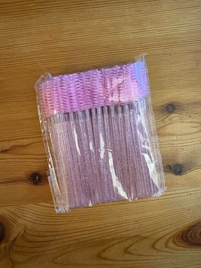 Eyelash spoolies