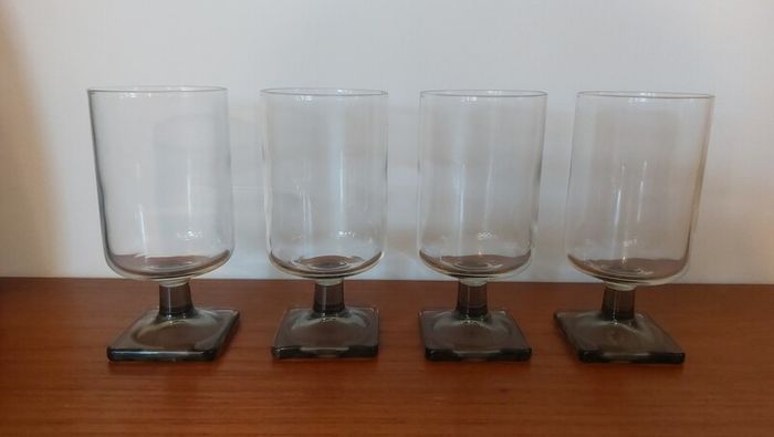 Fabulous Set of Four Vintage Mid-Century Federal Glass Company Juice Glasses in the "Nordic Midnight (Smoke)" Pattern, Circa 1960's