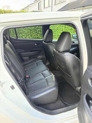 2018 Nissan Leaf Tekna- New NCT 04/28