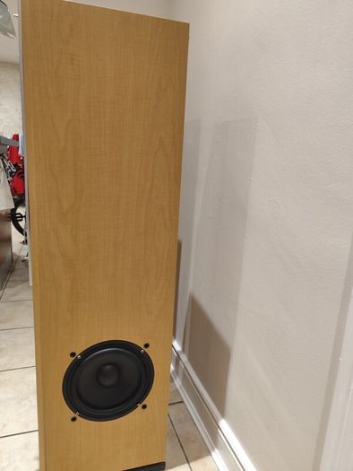 M-audio 100 Watts Floor Standing  Front Speakers with 8inch Subwoofer