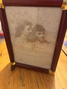 Wooden Picture Frame Key Holder.