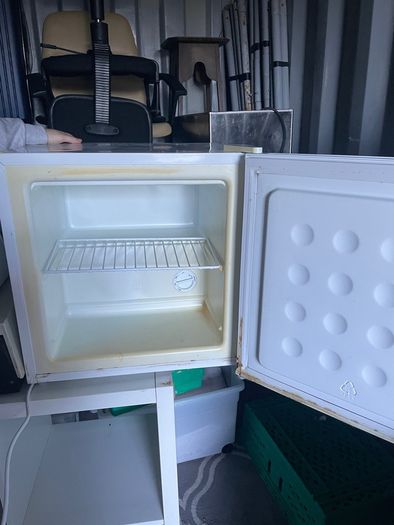 Freezer - compact