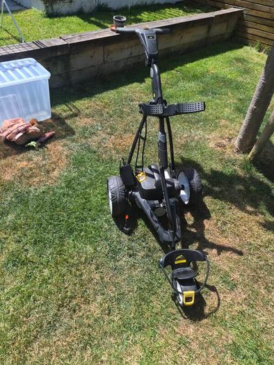 BARGAIN Golf trolley
