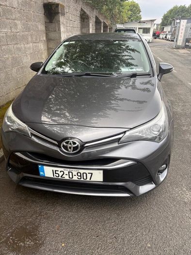 Toyota Avensis 2015
