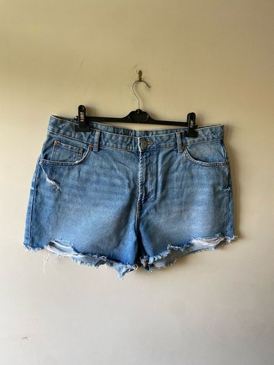Denim shorts (size 20)
