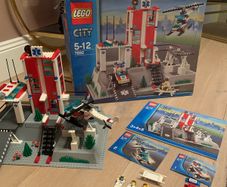 Retired Lego Hospital set 7892