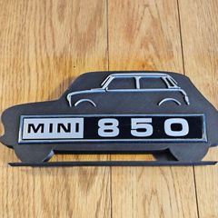 1970s Mini Badge