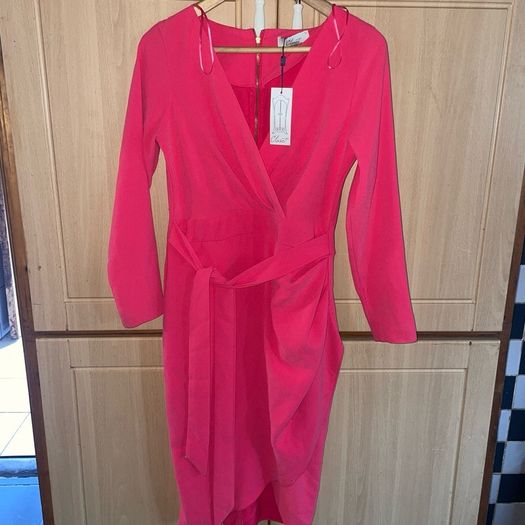 Stunning closet London dress brand new