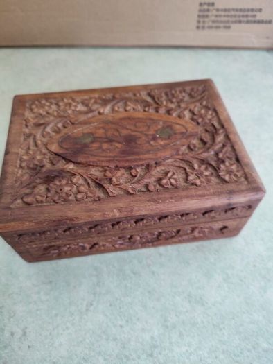 Vintage Carved Wood Box, Trinket Box Floral Design Wood, Atom Chicago