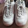 Fila Girls / Ladies Runner - (As new) - Size 6.5 Image 2