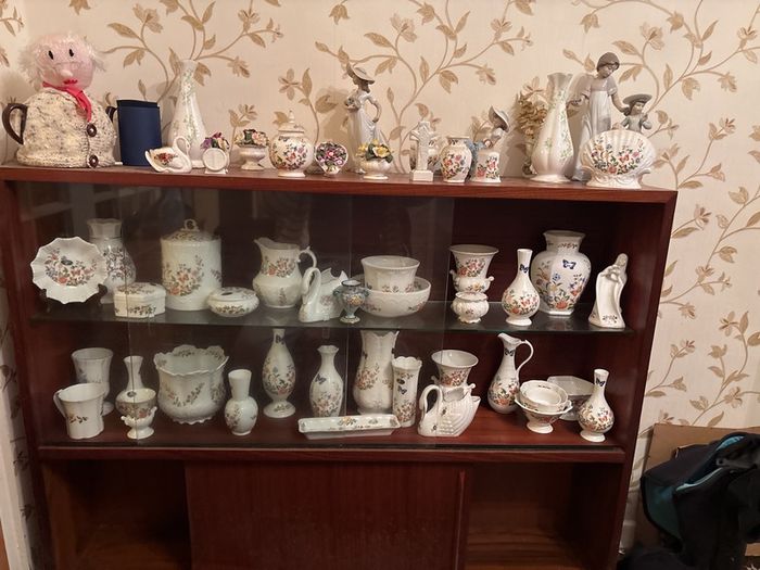 Huge collection of - Aynsley cottage collection