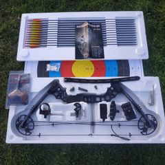 Archery Bow, Hobby hunter compound 20 to 70lbs +kit