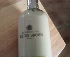 Cardamom & Cedarwood Body Lotion 300ml