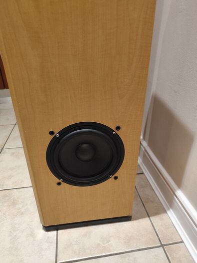 M-audio 100 Watts Floor Standing  Front Speakers with 8inch Subwoofer
