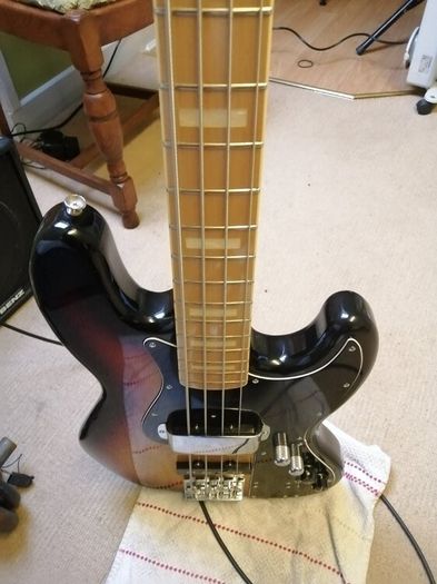 Fender Marcus Miller Jazz Bass Tobacco Sunburst Mij