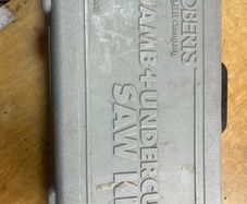 Jamb and undercut saw kit
