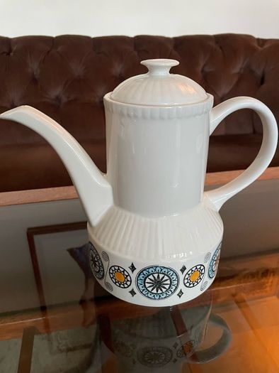 Vintage Kathie Winkle Renaissance Coffee Pot Staffordshire Ironstone England