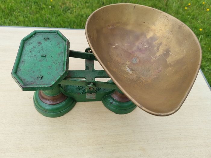 Vintage Metal Weighing Scales Cast Iron