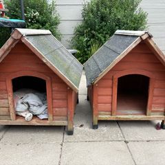 Two dog kennels