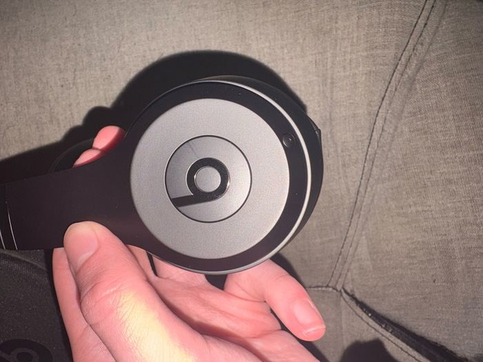headphones Beats Solo 3 headphones