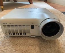 NEC HT1100 Home Cinema projector