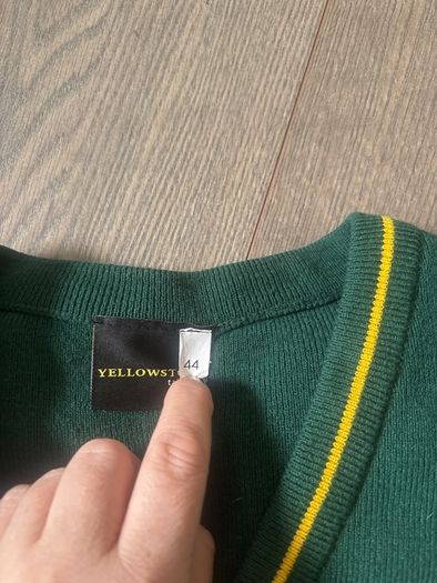 school jumper
