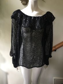 Zara studio blouse, new, size M