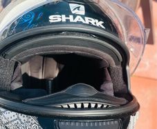Shark D-Skwal Anyah