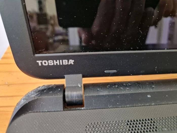 Toshiba Satellite C50-b-14d, 4gb Ram, 500gb Hdd Vpu N2830 2.16ghz